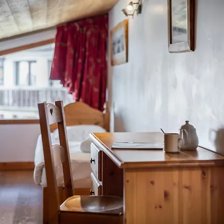 Les Suites Du Val Claret By Explorhome Tignes Room photo