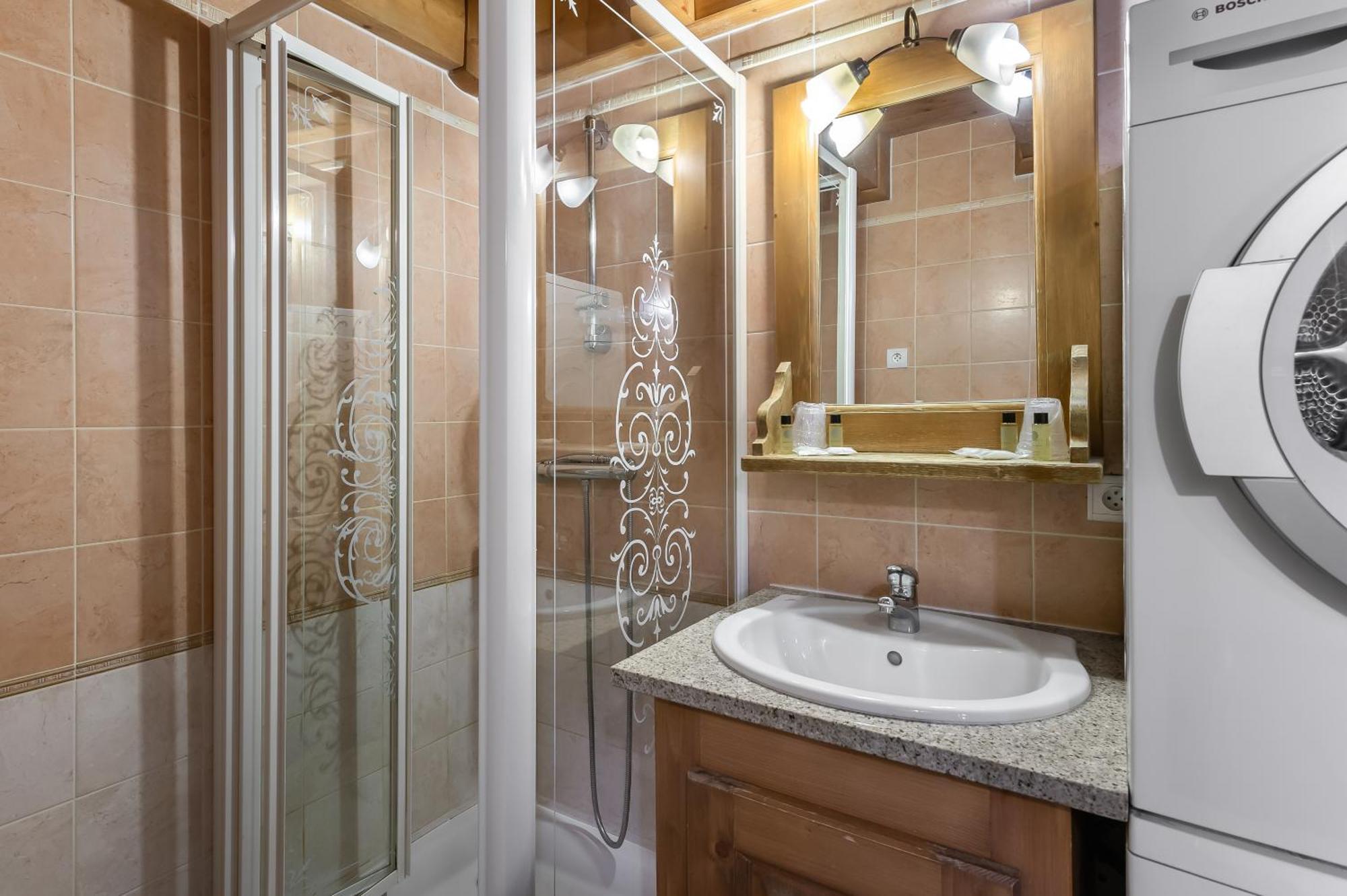 Apartment Les Du Val Claret By Explorhome Tignes