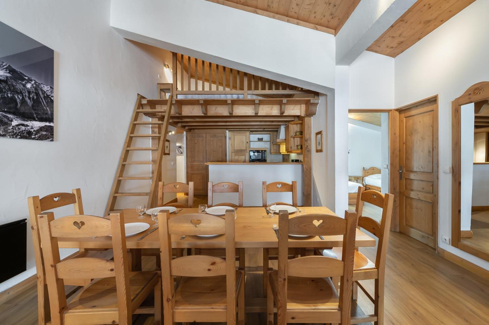 Apartment Les Du Val Claret By Explorhome *