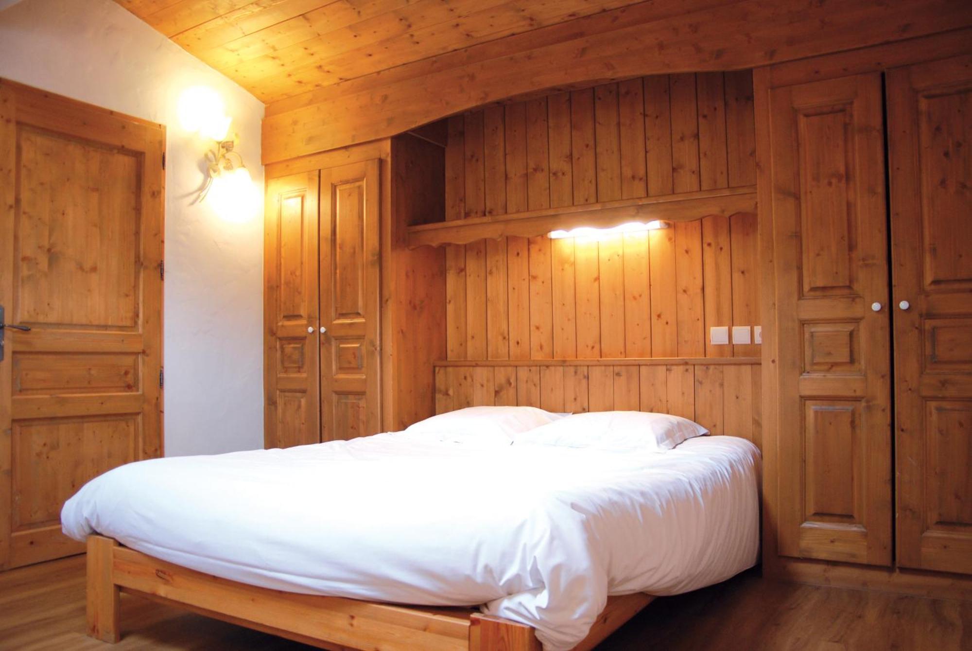 Apartment Les Du Val Claret By Explorhome *